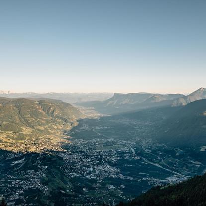 Holidays in Dorf Tirol in South Tyrol