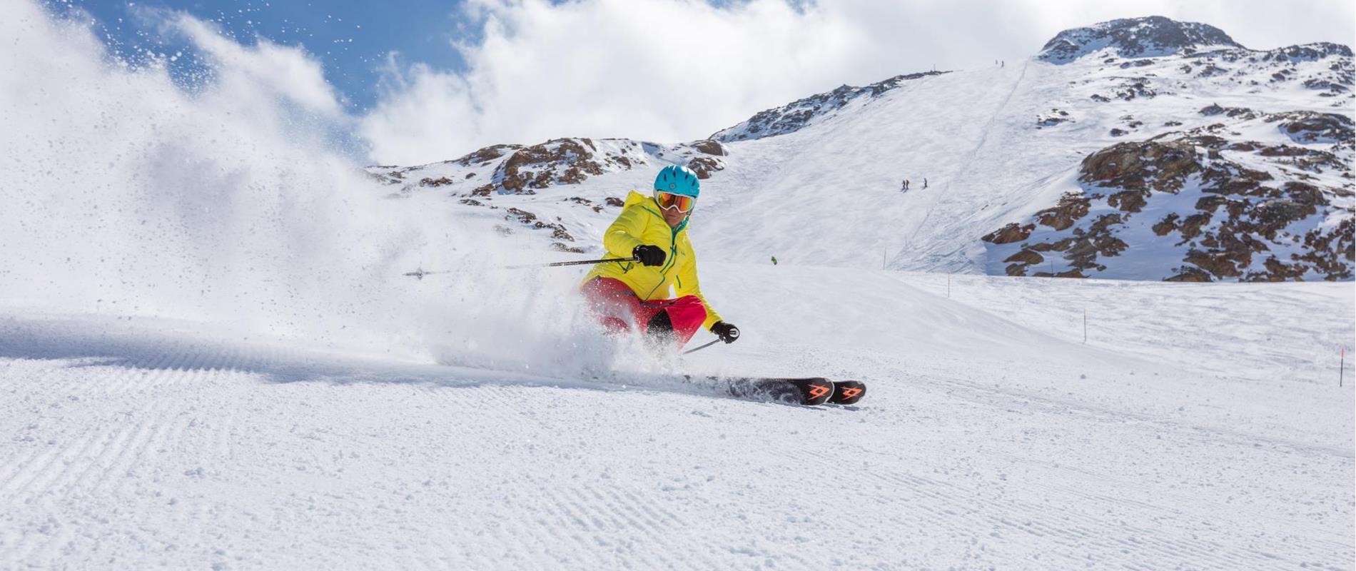 Ski Rental in Schnalstal Valley