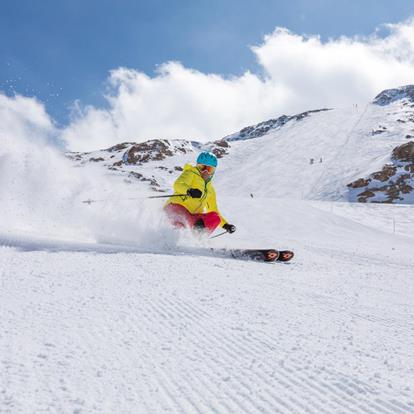 Ski Rentals and ski depot in the Alps, Italy - Schnalstal Valley