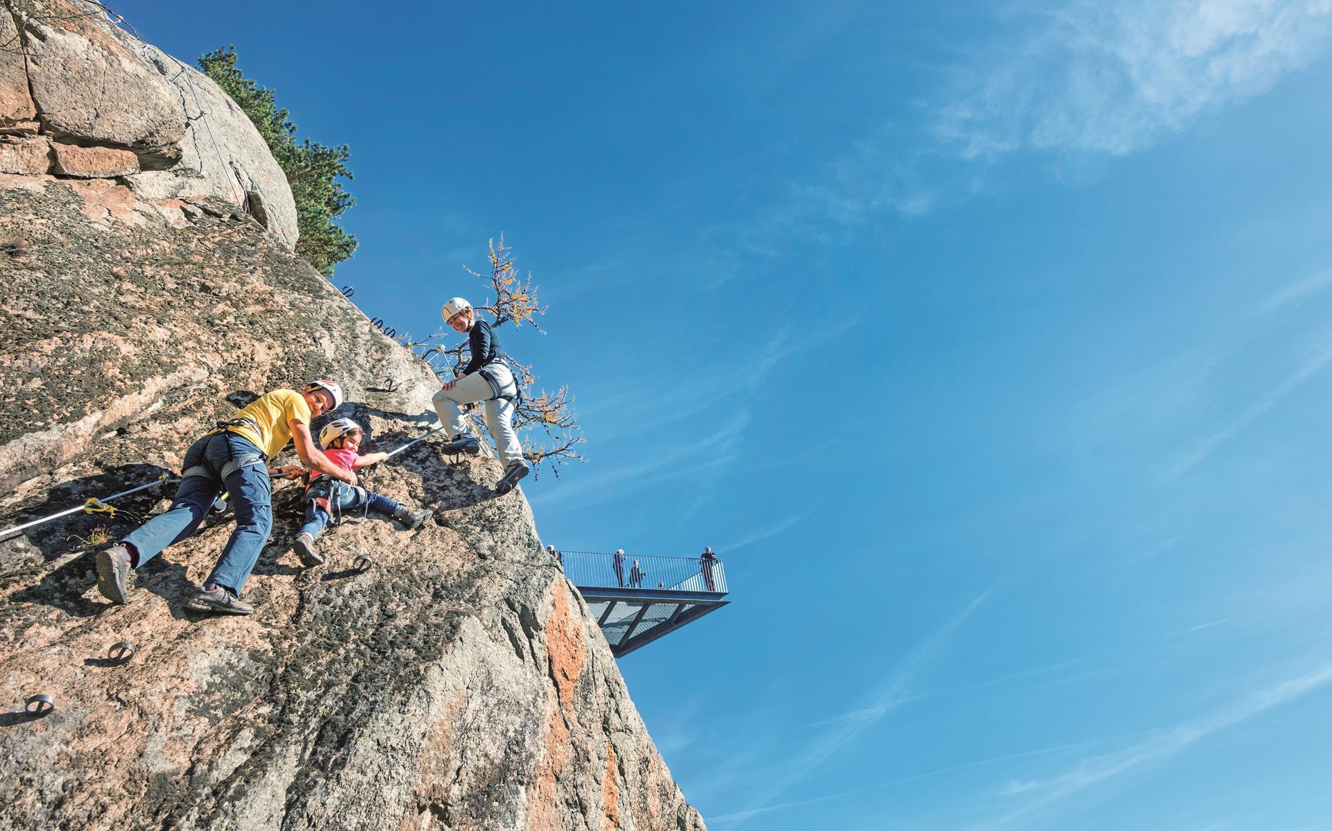 klettern-familienklettersteig-knott-panorama-tg-naturns-ladurner-christian-1