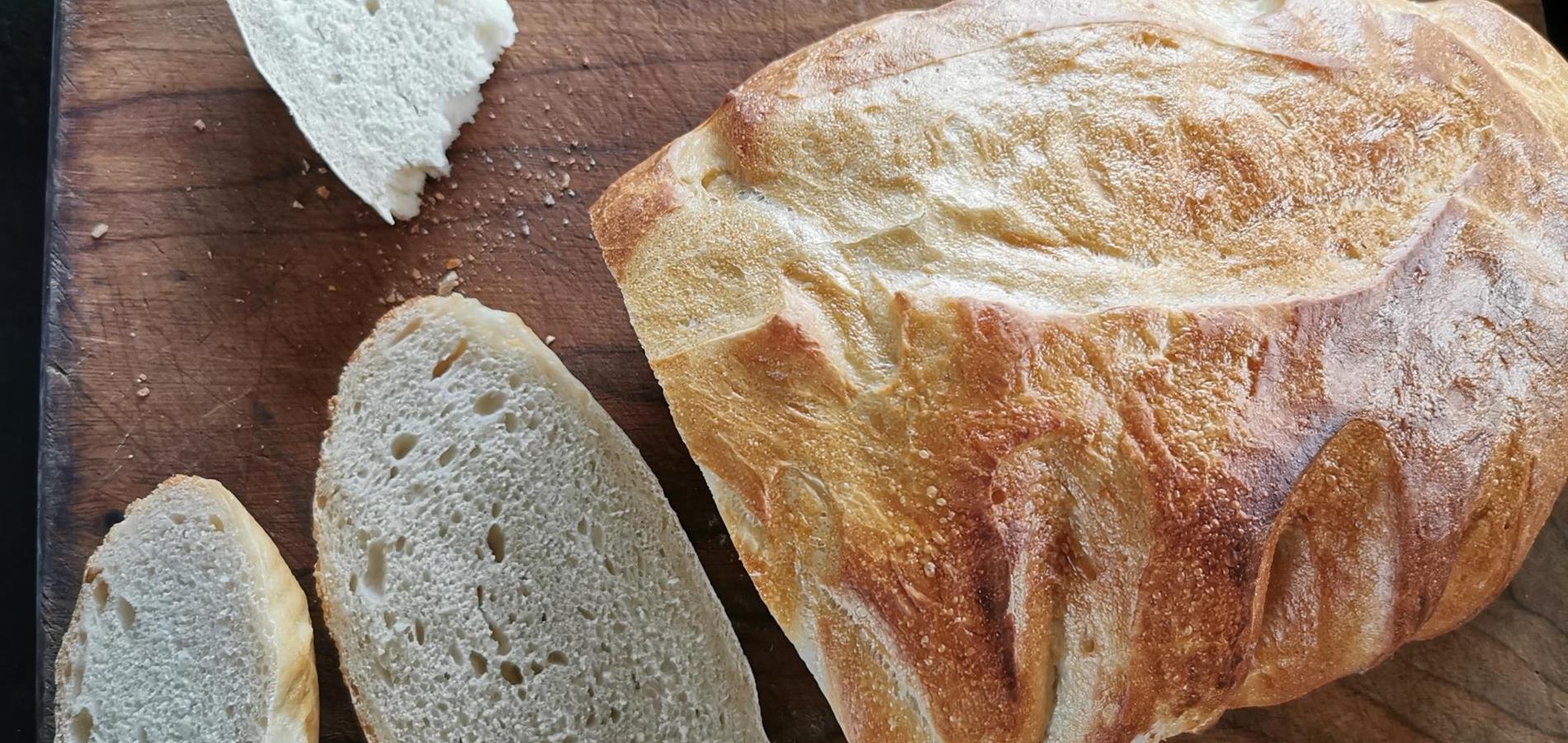 Pagnotta bianca fatta in casa