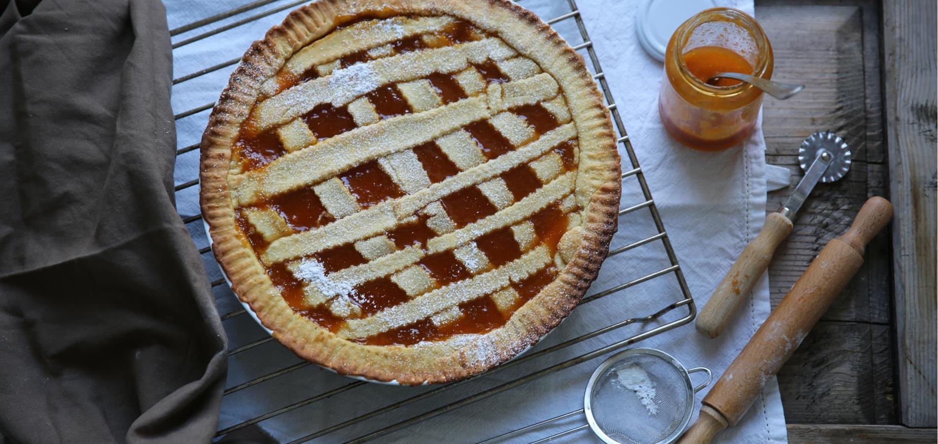 Apricot and cranberry crostata