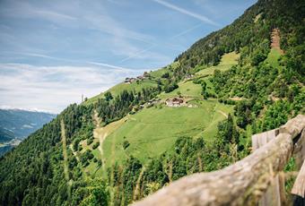 The Muthöfe Farms above Tirolo