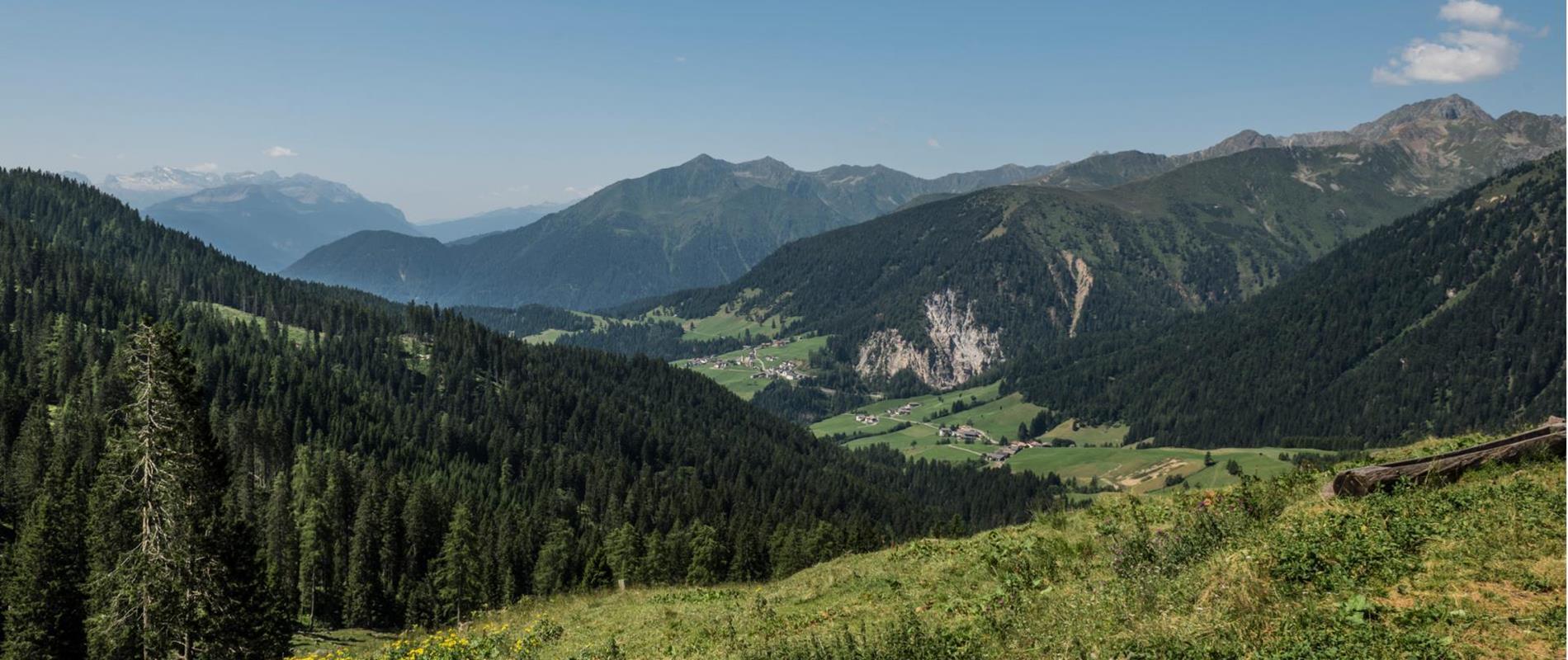 Die Gebirgsgruppe Le Maddalene am Deutschonsberg