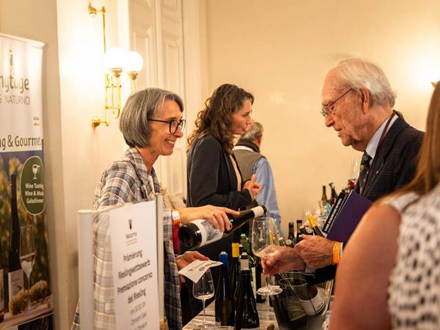 praemierung-2025-merano-winefestival-sieger-tg-naturns-peter-santer-3