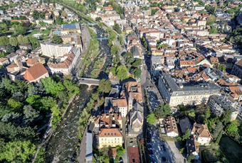 Reach South Tyrol by airplane