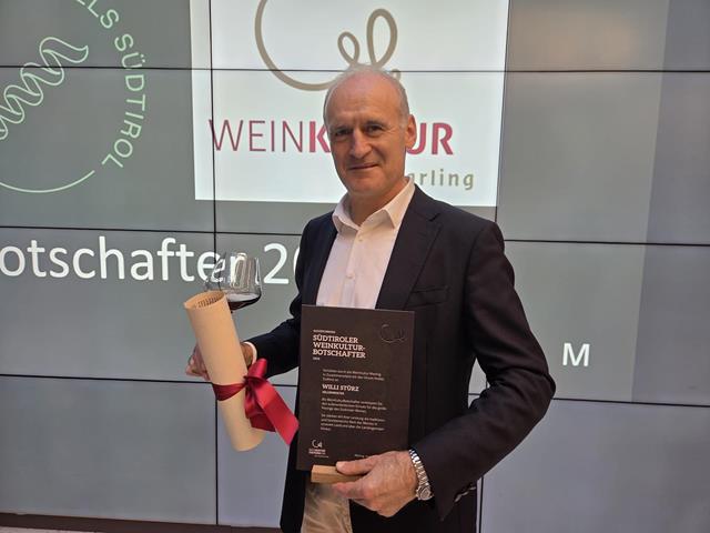 whatsapp-image-2025-11-10-at-10-34-55