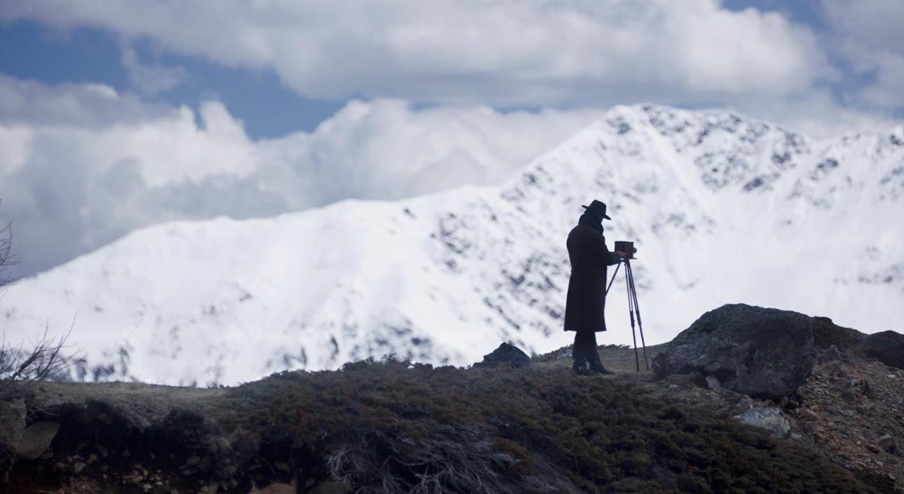 Where Visitors Might Meet George Clooney, Jake Gyllenhaal and other Stars on a Hike