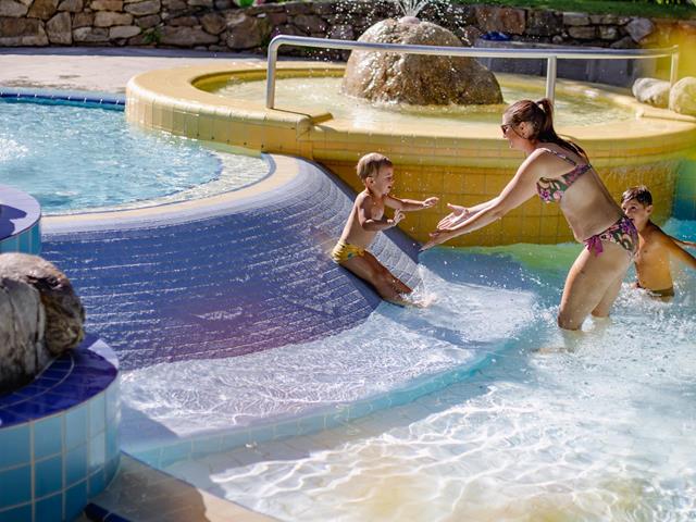 erlebnistherme-freibad-familie-sommer-tg-naturns-fotostudio2000-140