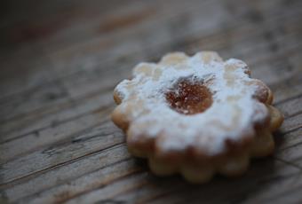 Spitzbuben (South Tyrolean Jam Cookies)