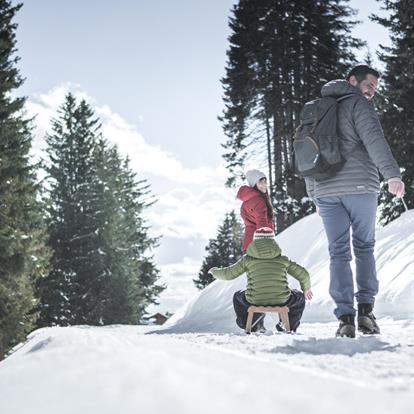 Wintervakantie met de familie hoog boven Merano in Zuid-Tirol