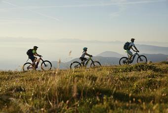 Escursioni in bici con la famiglia a Naturno