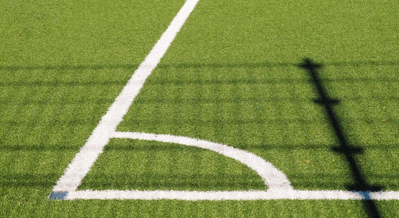 Sport-Fussball-robert-katzki-unsplash