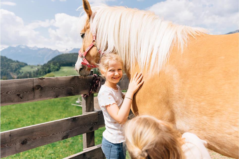 -tv-hafling-voeran-meran-2000-benjamin-pfitscher-2023-sommer-reiten-14