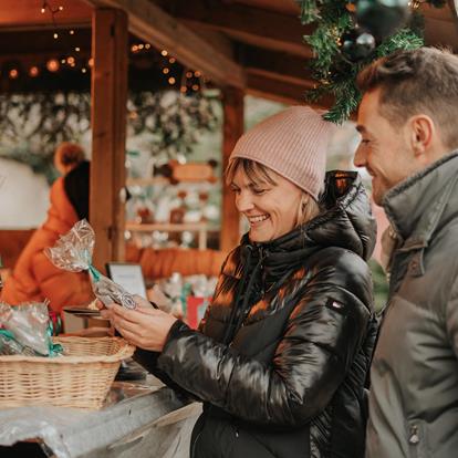 Bancarelle al mercatino di Natale Lana