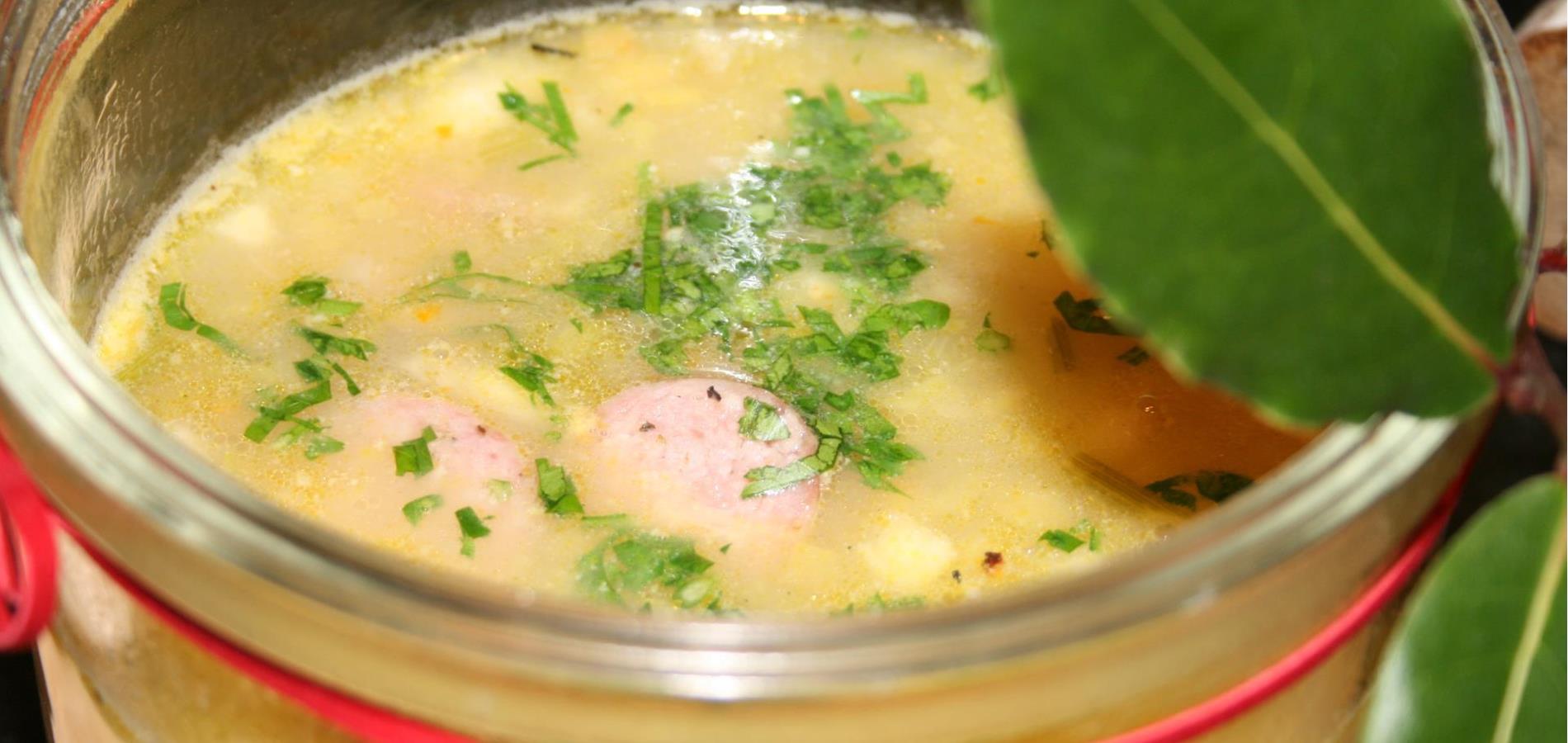 Südtiroler Gerstsuppe (Gerstensuppe, Graupensuppe)