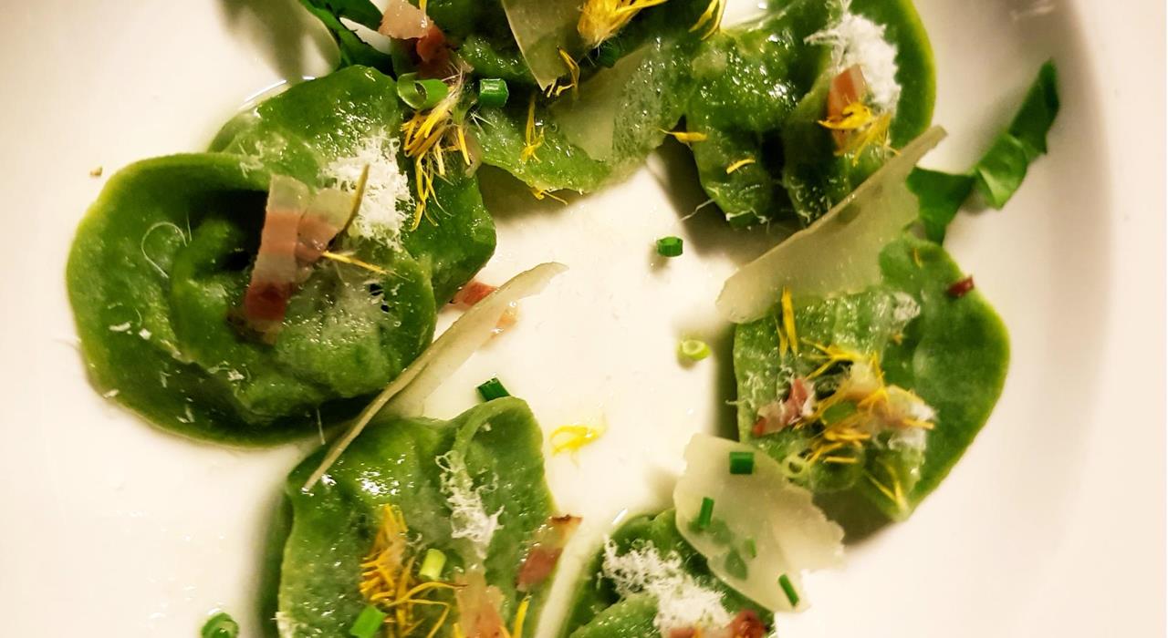 Grüne Zigori Tortelli (Löwenzahn Ravioli)
