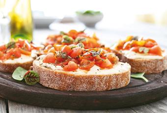 Bruschetta caprese