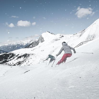 Skiing in the ski resort Meran 2000