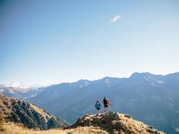 Alpine Gipfelwanderung · Saxner