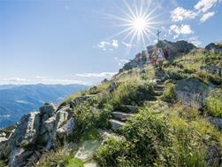 Wanderung am Mendelkamm: leichter Gipfel Schönegg