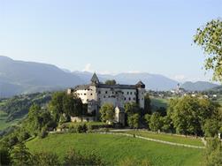Guided hiking tour to the Castel Prösels
