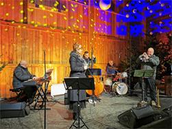 Live music with the music group Judith Pixner Quintett