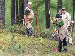 European championship for prehistoric weapons at the archeoParc Val Senales