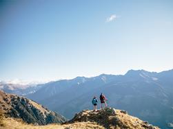 Alpine Gipfelwanderung · Pfauses