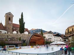 Ice skating rink in Scena