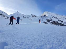 Escursione sci-alpinistica sulla Cima Fiammante (3228 m)