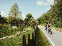 Radtour entlang der Etschradroute an der Via Claudia Augusta, Teilstrecke Naturns – Meran