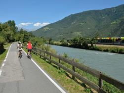 Etsch Bike Route: Vinschgau Valley, Mals/Malles-Meran/Merano