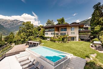 Schenna Chalet – Luxury Panoramic Apartments