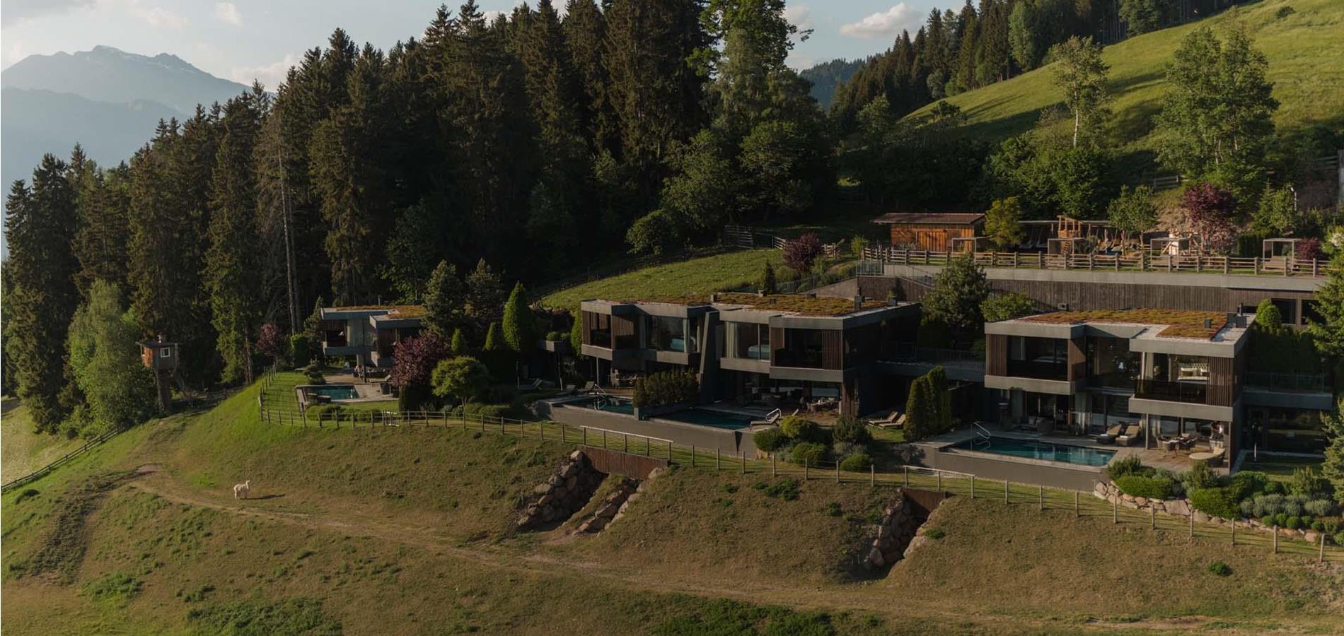 Exklusivität, Stil und Verantwortung: Gast bei den Menschen hinter dem Chalet Mirabell in Hafling