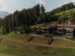 Exklusivität, Stil und Verantwortung: Gast bei den Menschen hinter dem Chalet Mirabell in Hafling