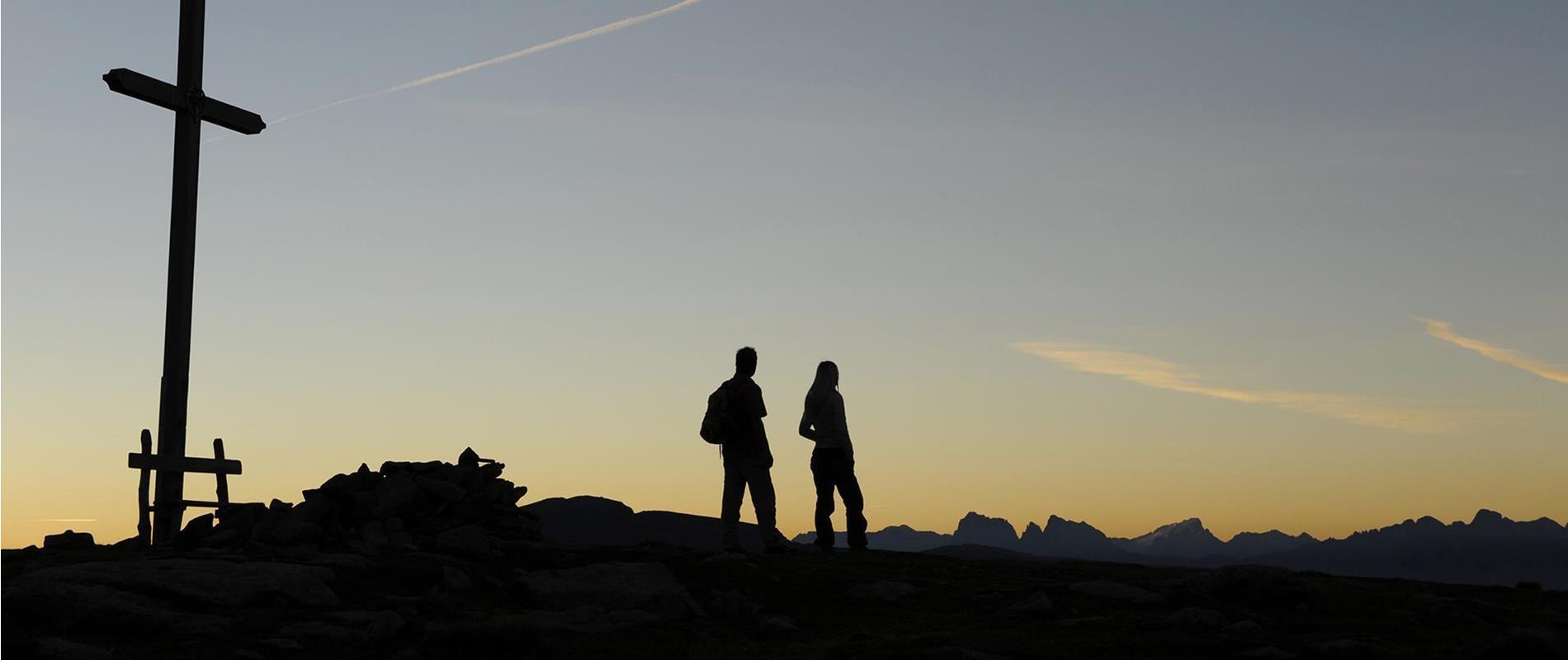 Hiking-Sunrise-Avelengo-Verano-Merano2000-lm