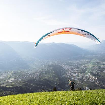 Paragliding