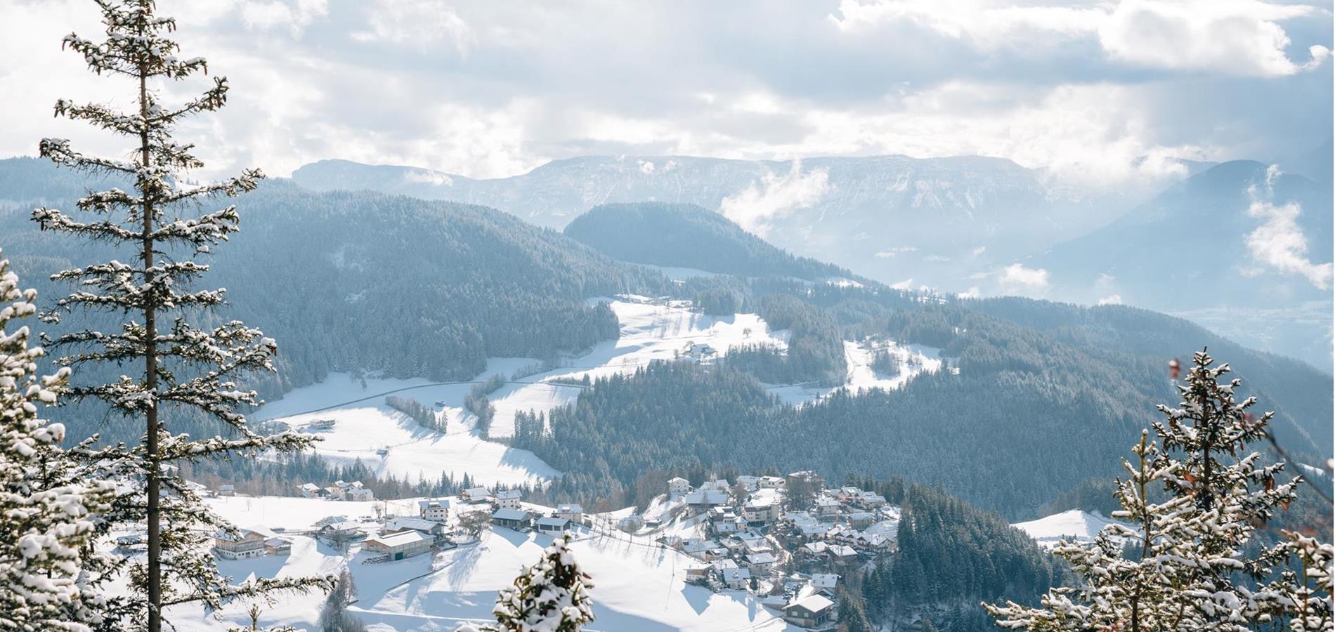 Tschögglberg: ein landschaftliches Highlight und sprachgeschichtliches Rätsel