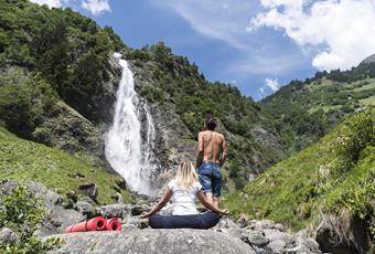 Klimaattherapie bij de waterval van Parcines