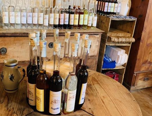bianca-murthy-schnaps-brennerei-reichenegger