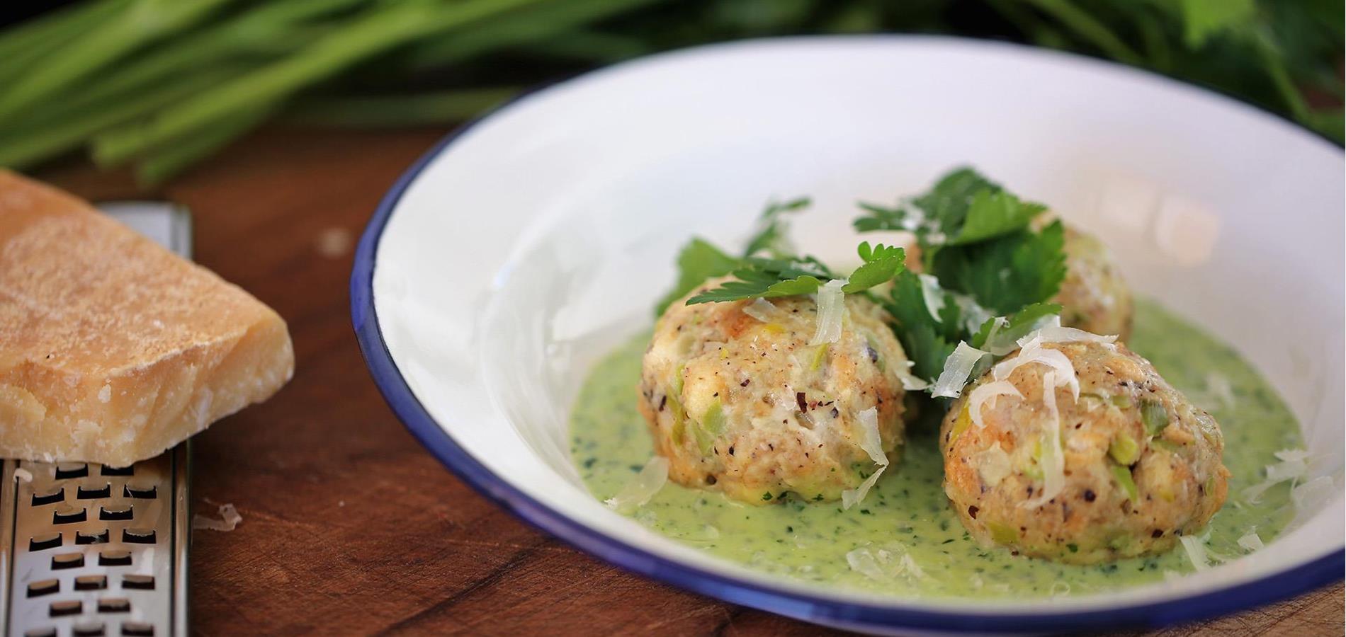 Buckwheat dumplings with parsley sauce