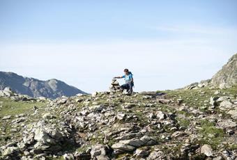 Hiking from hut to hut