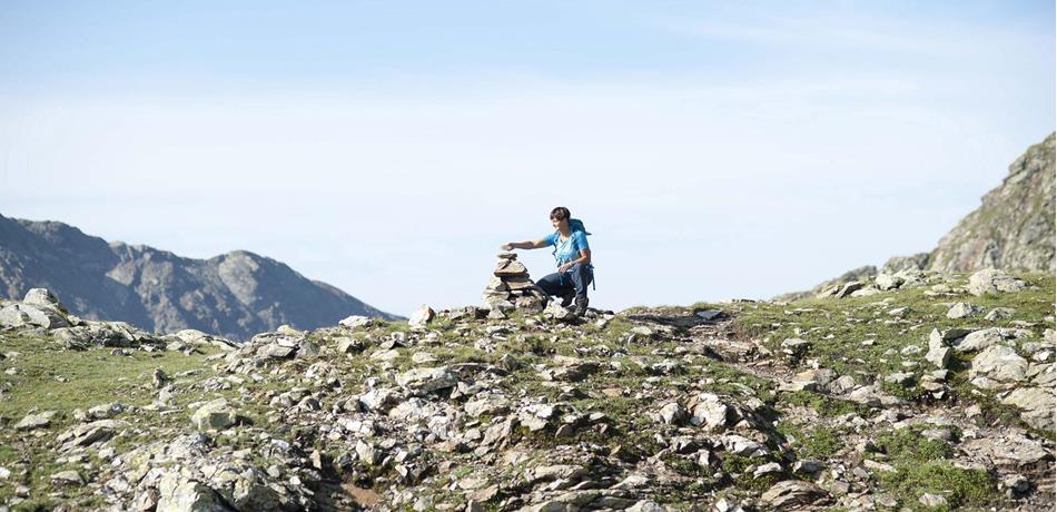 Hiking from hut to hut