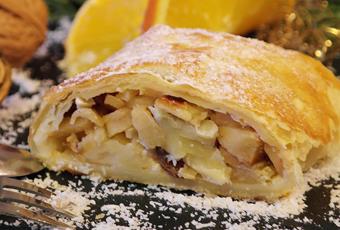 Apfelstrudel