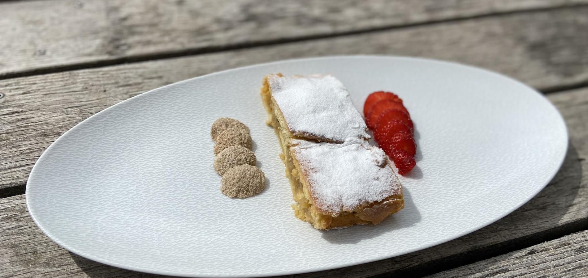 Strudel alle mele con pasta frolla