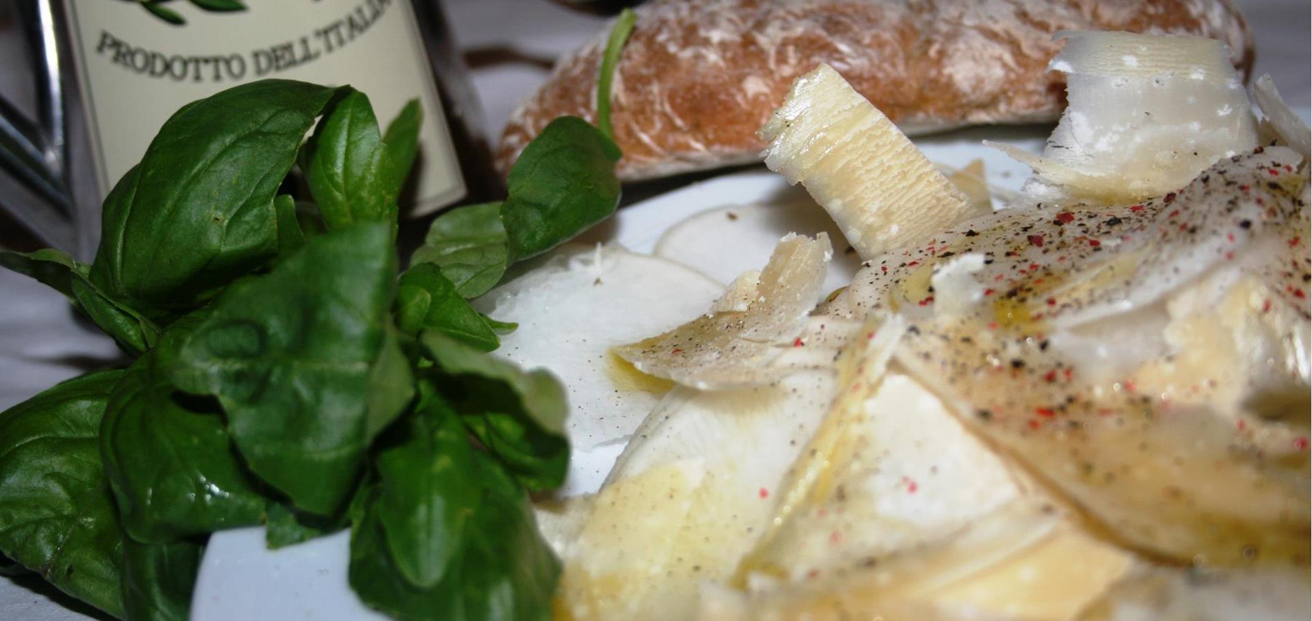 Radish with Parmesan Slices and Olive Oil