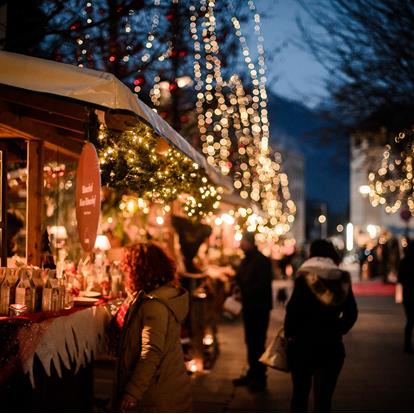 Bancarelle al mercatino di Natale Lana