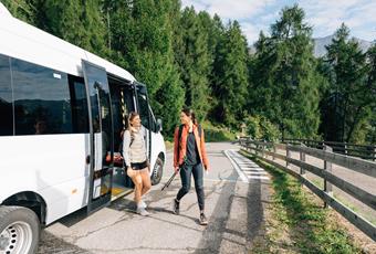 Hiking bus in Passeiertal Valley