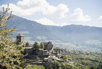 Tirolo e il suo omonimo castello